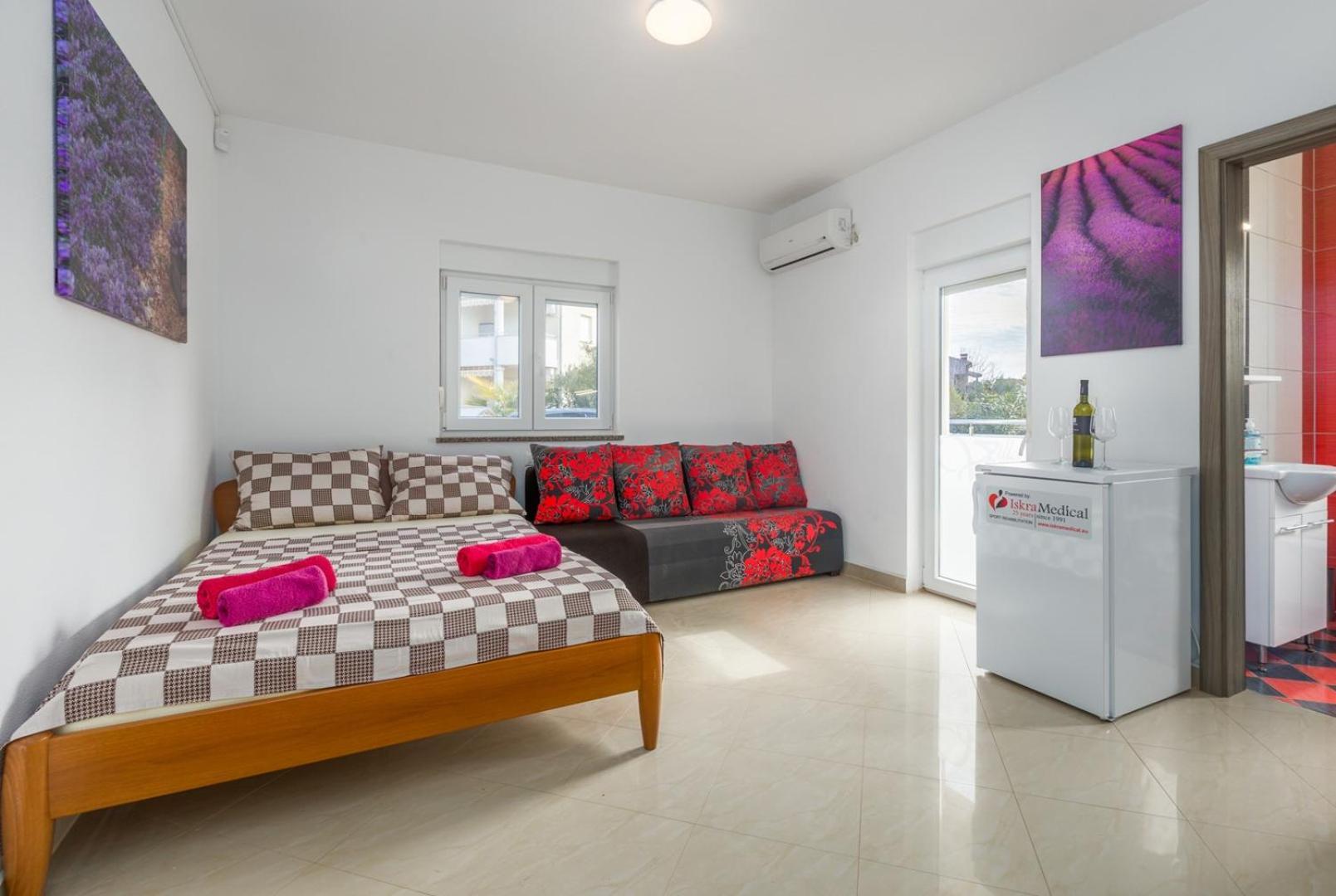 Villa Vita Apartments & Studios With Common Pool Valbandon Extérieur photo