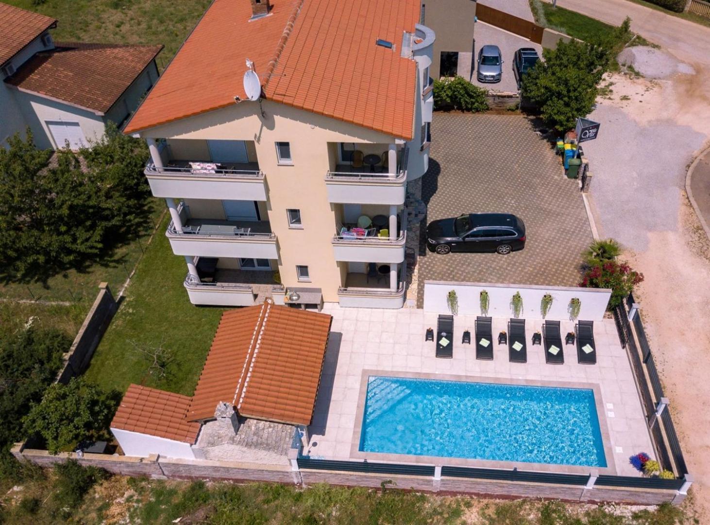 Villa Vita Apartments & Studios With Common Pool Valbandon Extérieur photo
